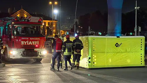 Köprüde İntihar Girişimi: Polis Ekipleri H.A.'yı İkna Etti