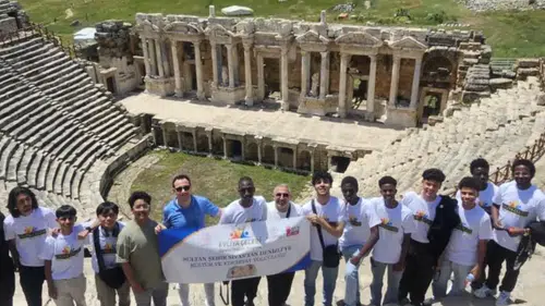 Sivas’tan Denizli’ye Kültür Köprüsü: Gençler Tarih ve Kardeşlik Yolculuğunda
