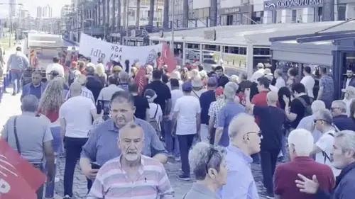 Özgür Özel'in mutlak butlan sonrası ilk mitingi: 'Hain Kemal' sloganları atıldı