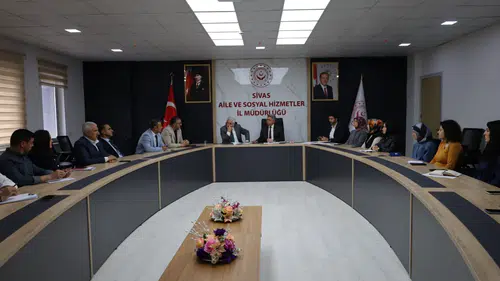 Sivas Aile ve Sosyal Hizmetler İl Müdürlüğü’nde Değerlendirme Toplantısı Gerçekleştirildi