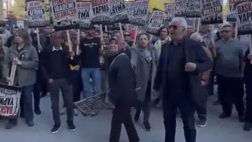 Burcu Köksal'ın AK Parti'ye geçeceği iddiaları sonrası CHP'li kadın sinir krizi geçirdi