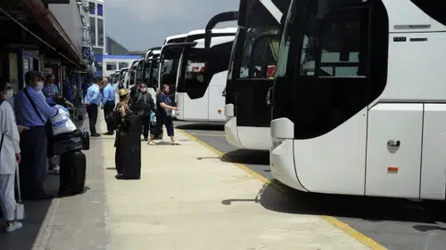 Bayram yolculuğu lüks oldu: Sivas – İstanbul Arasında Otobüs Yolculuğu Cep Yakıyor