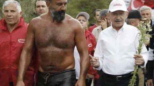 CHP Genel Merkezi'ndeki kriz devam ediyor: 'Mafya' dedikleri milli güreşçi çıktı