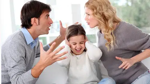 Boşanma Bulaşıcı mı? Arkadaş Çevresinin Evliliğe Etkisi