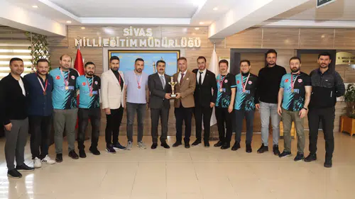 “Maarifin Yiğidoları”ndan Müdür Erdoğan’a Ziyaret