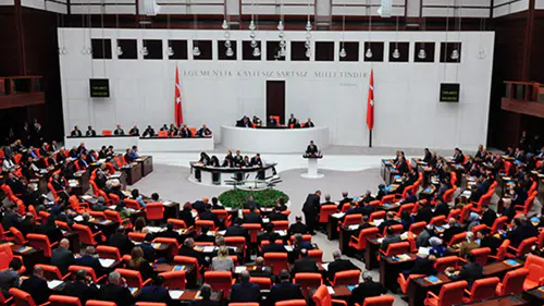 12. Yargı Paketi Adalet Komisyonu'ndan kabul edildi