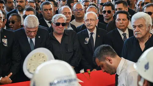 Kadir İnanır'ın Cenaze Töreninde Kılıçdaroğlu'na Tepki