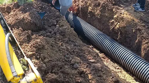 Küçükgüzel Köyü’nde Sulama Kanalı Onarıldı!
