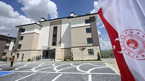 TOKİ'nin 64 ildeki konut kampanyası! Satışlar başlıyor şartlar belli oldu en fazla konut...