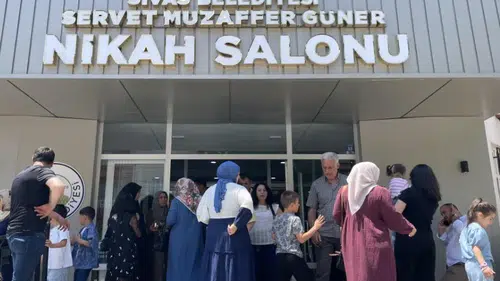Sivaslı Akademisyenden Evlilik Kredisi Önerisi: Yaş Sınırı 35 Olsun