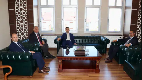 MEB Müfettişlerinden Suşehri Kaymakamı YILDIZ’a Ziyaret