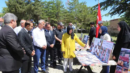 Gemerek’de “Edebiyat Sergisi” Açılışı Gerçekleştirildi