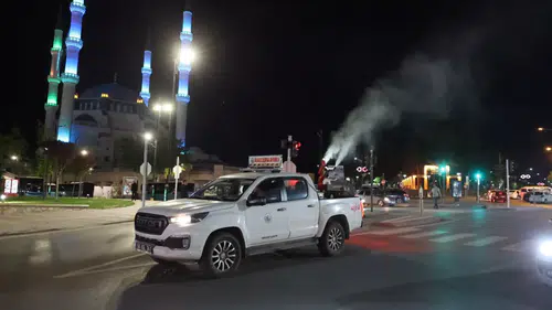 Sivas’ta Kene ve Sivrisineklere Karşı Yoğun İlaçlama Çalışması