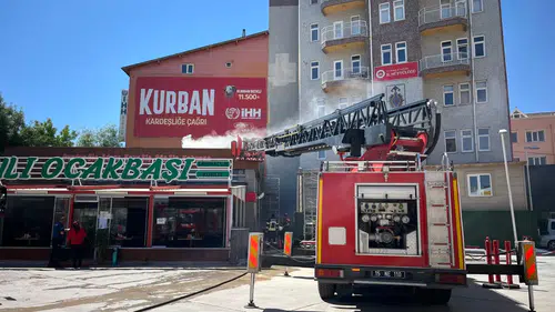 Köprübaşı Mevkiinde Hareketli Saatler! Lokantada Çıkan Yangın Panik Yarattı!