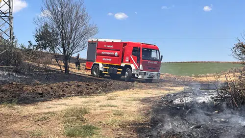 Hayrabolu'da Kara Dumanlar Göğe Yükseldi! Hasat Zamanı Çiftçiyi Kahreden Görüntü!