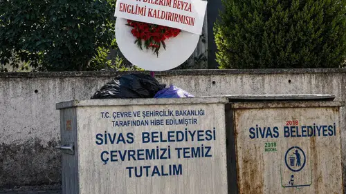 Bir Yiğidoyu Bu Kadar Üzmeye Gerek Var mı, Beyza?