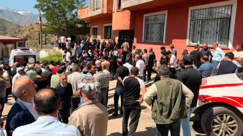 Uzman çavuş kayınpederinin evini bastı: 4 ölü