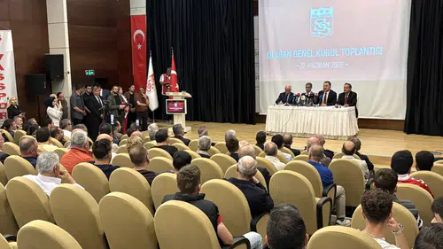 Sivasspor'da Kritik Gün! Aday Çıkmadı, Gözler Yarınki Görüşmede!