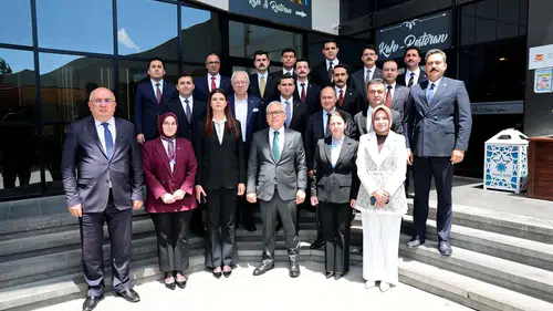 Sivas'ta Köyler İçin Dev Karar! Vali Şimşek Listeyi Tek Tek Onayladı!