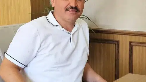 Muhtar evinin garajında ölü bulundu