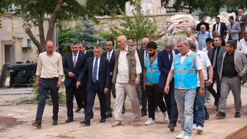Sivas Ulu Camii'nde Restorasyon Çalışmaları Sürüyor