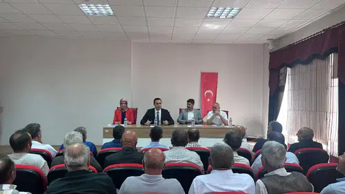 Ulaş'ta Muhtarlarla İstişare Toplantısı Düzenlendi