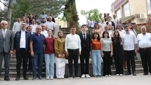 Gürün'de LGS ve YKS Başarısı Gökpınar Gölü'nde Kutlandı