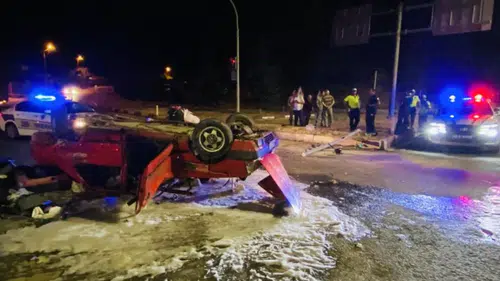 Tokat-Sivas Yolunda Tır ile Tofaş Çarpıştı: