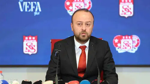Burak Özçoban: “Sivasspor’u Kimseye Muhtaç Olmayan Bir Yapıya Kavuşturacağız”