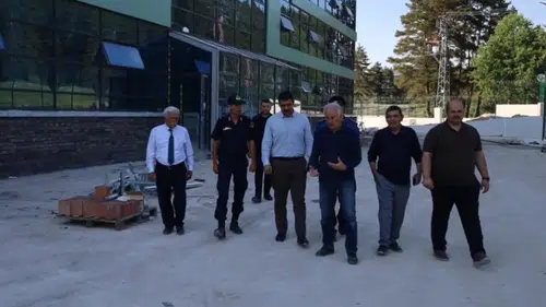 Kaymakam Yıldız, Ortaköy'deki Su Dolum Fabrikası İnşaatını İnceledi