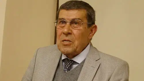 Türk tiyatrosunun usta ismi Zihni Göktay hayatını kaybetti