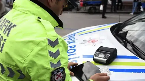 Bu kuralları ihlal edenin ehliyeti kalıcı iptal edilecek! Milyonları ilgilendiriyor