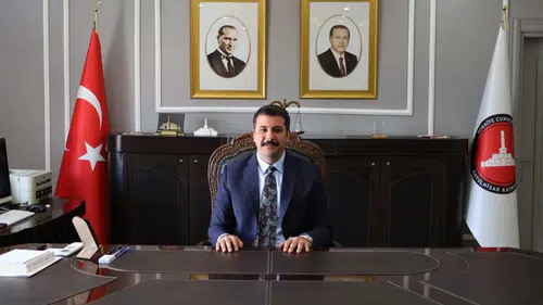 Sivas Koyulhisar Kaymakamı Yunus Emre Yıldız Görevine Başladı