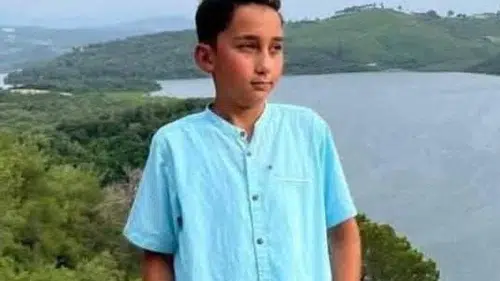 Adana'da Evlat Acısı! Damda Kuşlarla Oynarken Bir Anlık Denge Karartt...
