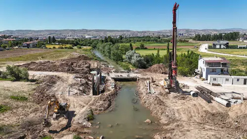 Sivas'ta Ulaşımı Rahatlatacak Yeni Köprü Projesi Başladı