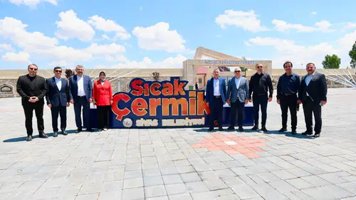 Vali Şimşek ve Protokol Üyeleri Sıcak Çermik’teki Yatırımları Yerinde İnceledi!