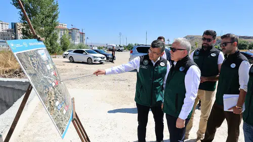 Sivas'ta Kızılırmak ve Barajda Büyük Hareketlilik! Vali Şimşek Açıkl...