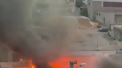 Kahta'da Korku Dolu Anlar! Hurdacıda Çıkan Yangın Mahalleliyi Sokağa...