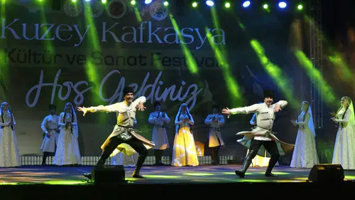 Kuzey Kafkas Kültür ve Sanat Festivali Sivas'ta Coşkuyla Sona Erdi