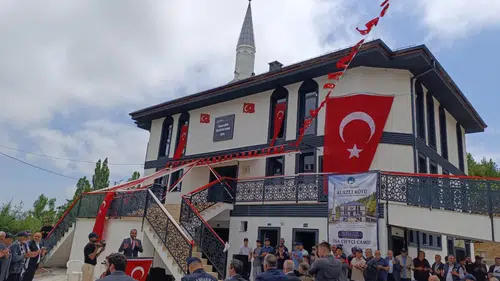 Doğanşar Alazlı Köyü Camii İbadete Açıldı