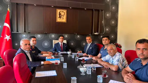 Akıncılar’da Trafik Güvenliği İçin Önemli Toplantı Gerçekleştirildi
