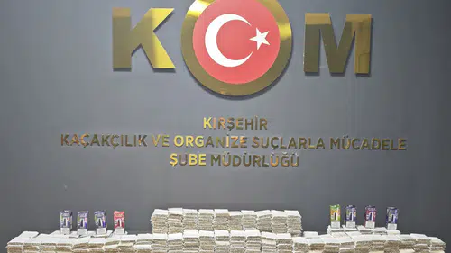 Kırşehir’de Kaçakçılık Operasyonu: Binlerce Makaron Ele Geçirildi!
