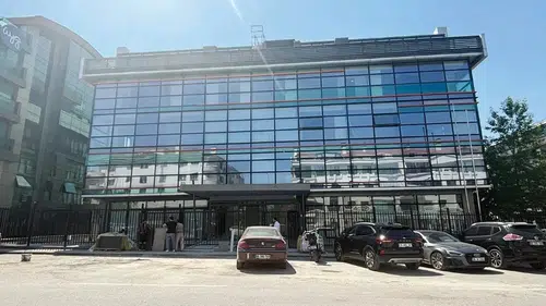 30 Ağustos'ta açılacak! İşte Yeni Parti'nin 8 katlı karargâhı: İçinde yok yok