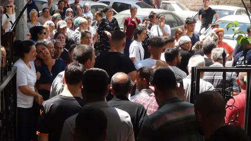 Manisa'da Motosikletli Saldırı Dehşeti! Baba ve Oğul Yan Yana Defnedildi