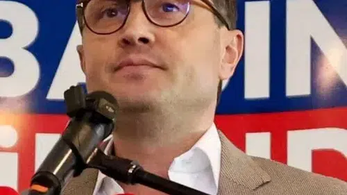Çerkezköy Belediye Başkanı Vahap Akay CHP'den İstifa Etti