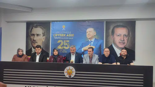 AK Parti'den 25. Yıl Bildirisi: "Milletimizle Çeyrek Asır!"