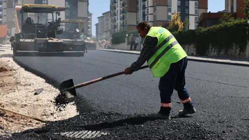 Eğriköprü Mahallesi’nde Ulaşım Konforunu Artıran Yol Çalışmaları Sürüyor