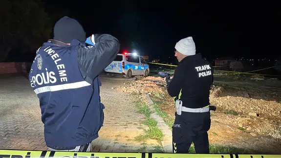 Uşak'ta motosiklet araziye devrildi: 1 ölüUşak'ta motosiklet araziye devrildi: 1 ölü