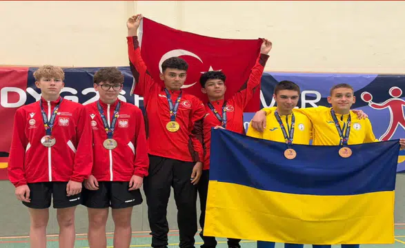 Sivaslı Milli Sporcu Ebubekir İnce’den Avrupa’da 3 Madalya
