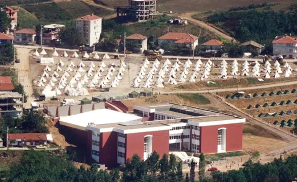 17 Ağustos Marmara Depremi'nin Üzerinden 27 Yıl Geçti: Acılar ve Unutulmayan Kareler